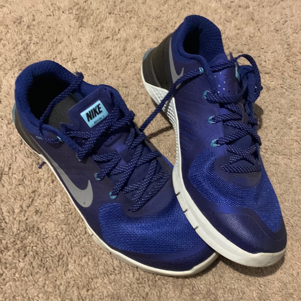 Nike met con 2
